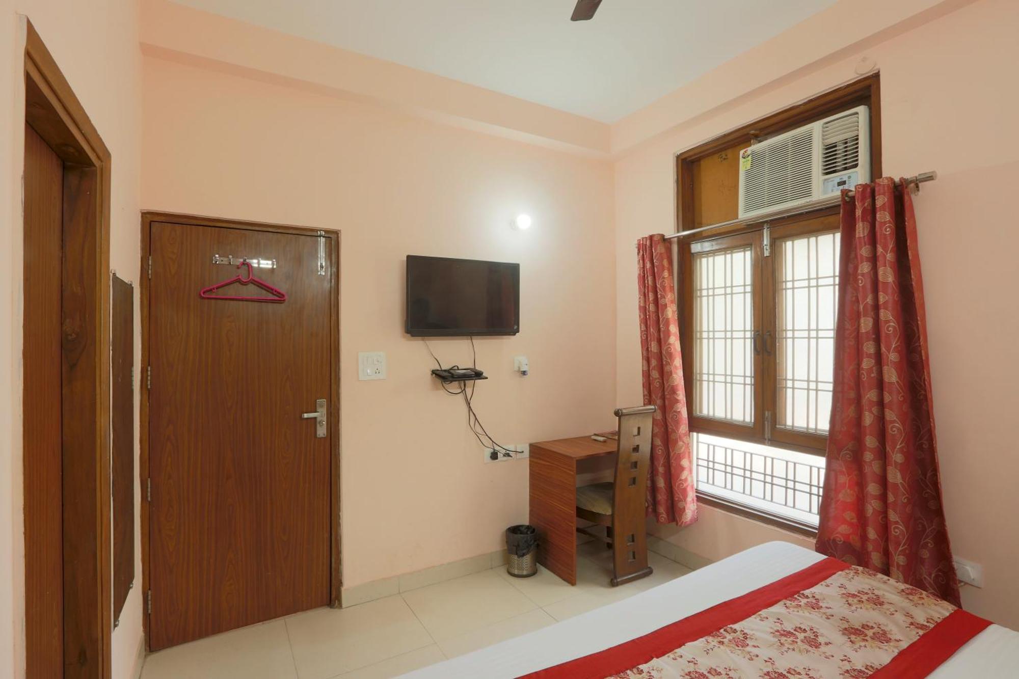Hotel Ginger Palace - Corporate Hotel Noida Sector 62 Ngoại thất bức ảnh